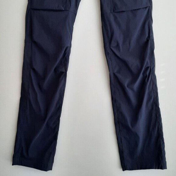 MEC Utility Hiking Cargo Pants Active Outdoor Casual Navy Blue Men's Sz 28 - Picture 3 of 12